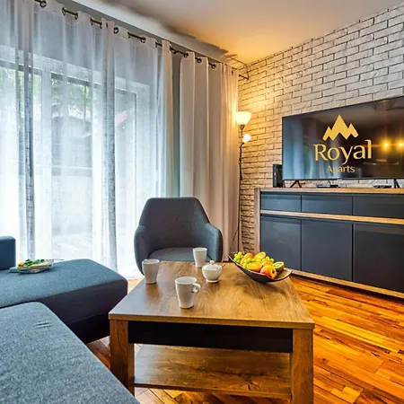 Apartment Royal Aparts Vika Gorskie Z Ogrodem *
