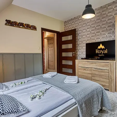Royal Aparts Vika Gorskie Z Ogrodem Apartmán *