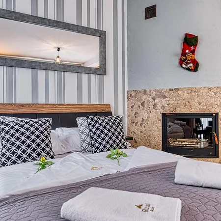 Royal Aparts Vika Gorskie Z Ogrodem Apartmán