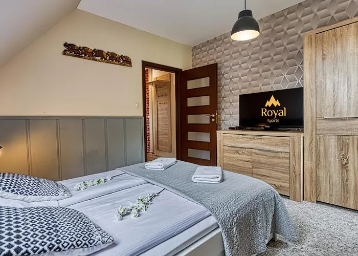 Royal Aparts Vika Gorskie Z Ogrodem Daire *